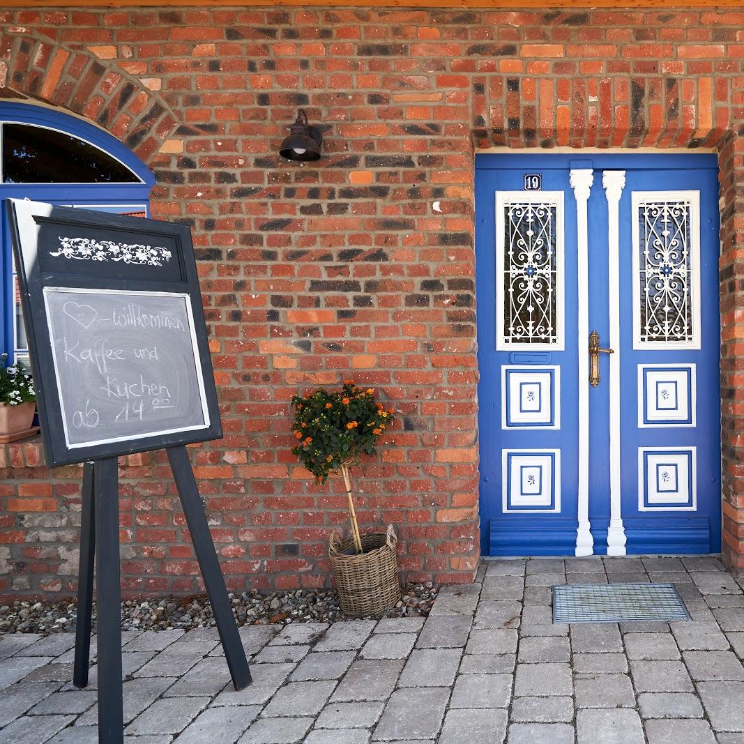 Restaurant "Storchenbar" in  Tellin