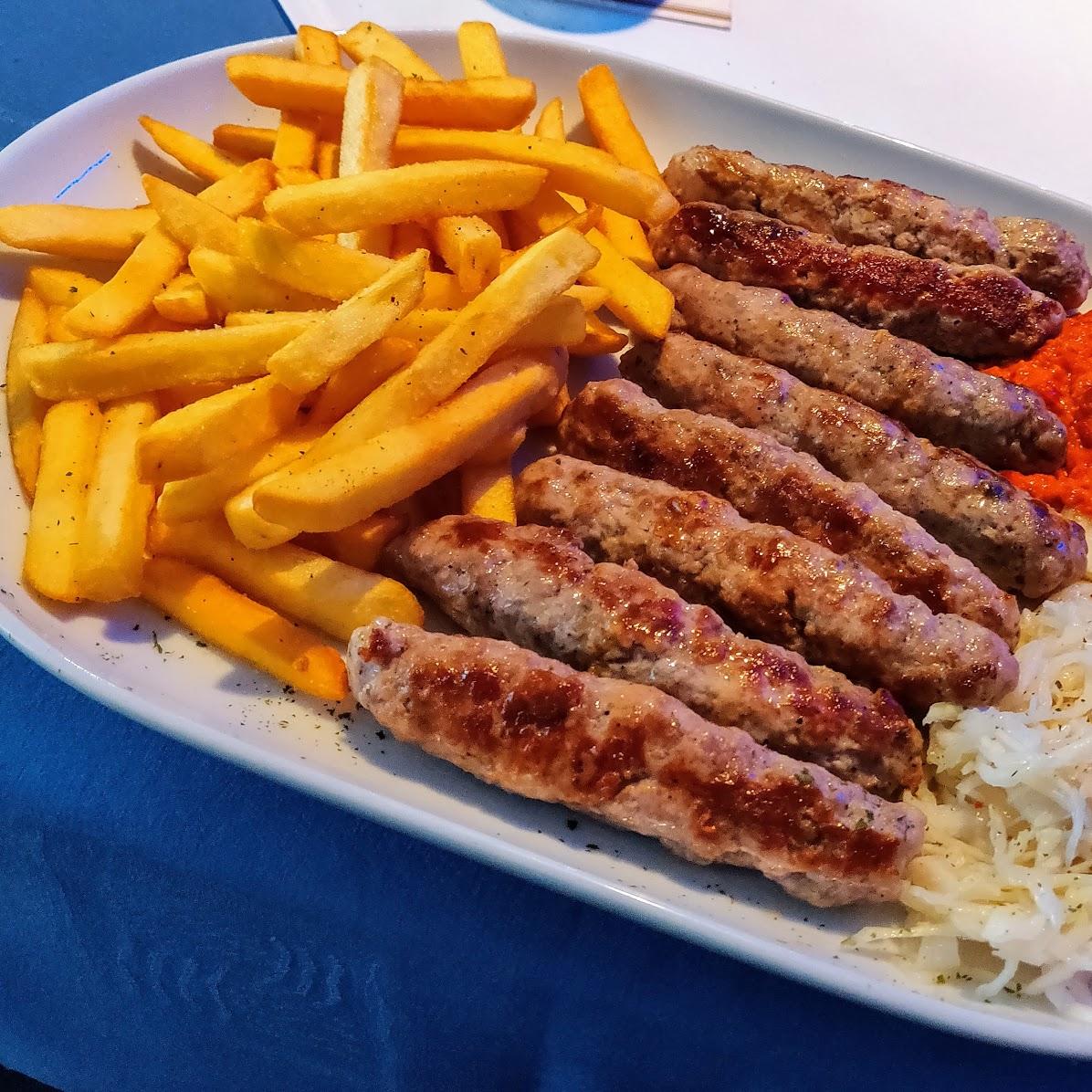 Restaurant "VINgt-deux22 Weinhandel&Weinbar" in  Hall