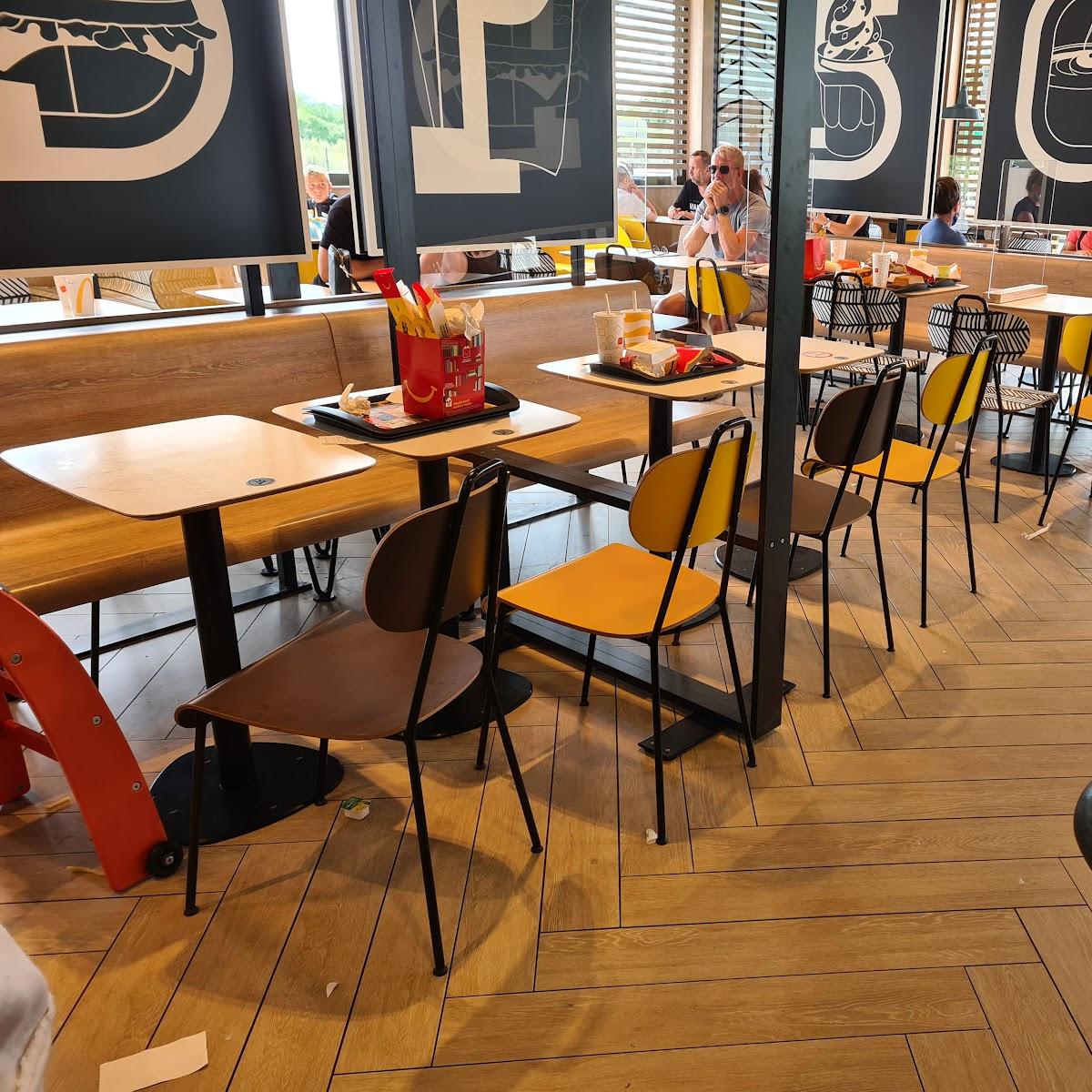 Restaurant "McDonald