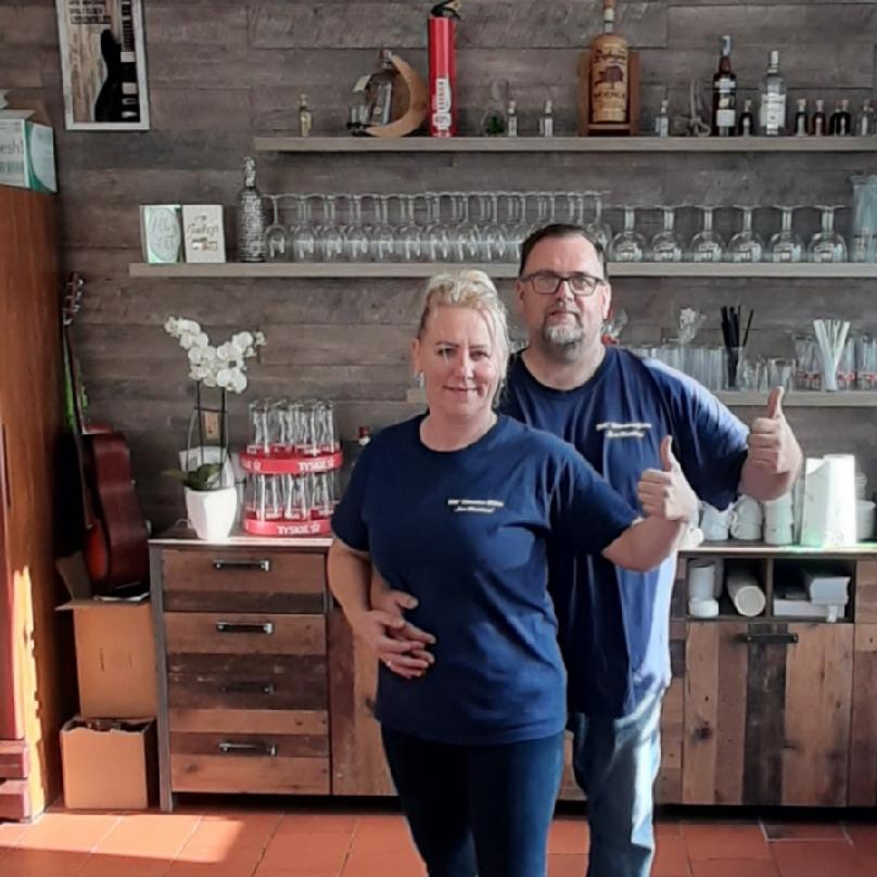 Restaurant "DAS Hähnchen-Bistro  Zum Nachbarn " in Staßfurt