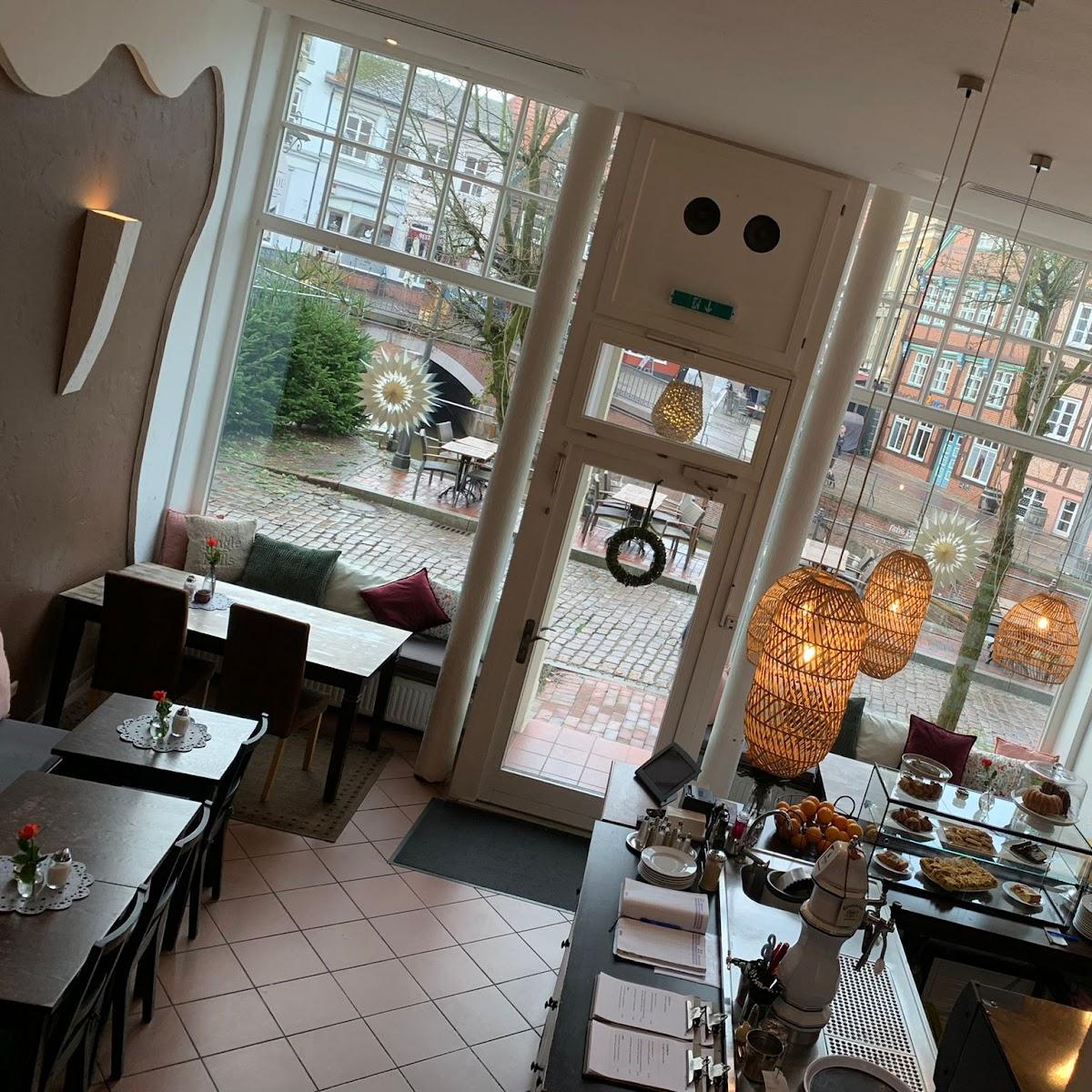 Restaurant "Petit Filou" in Stade