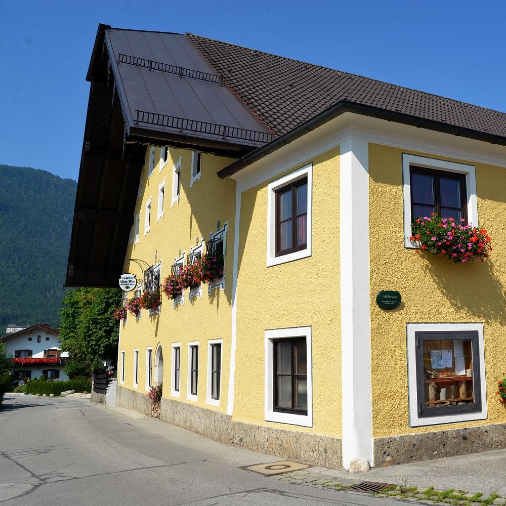 Restaurant "Altwirt" in  Piding
