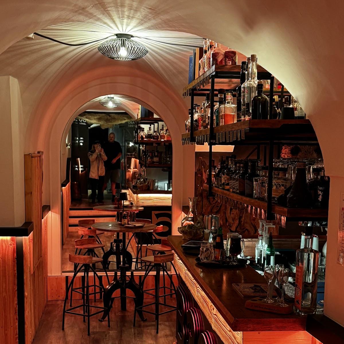 Restaurant " B 306  im Schlössl" in Bad Reichenhall