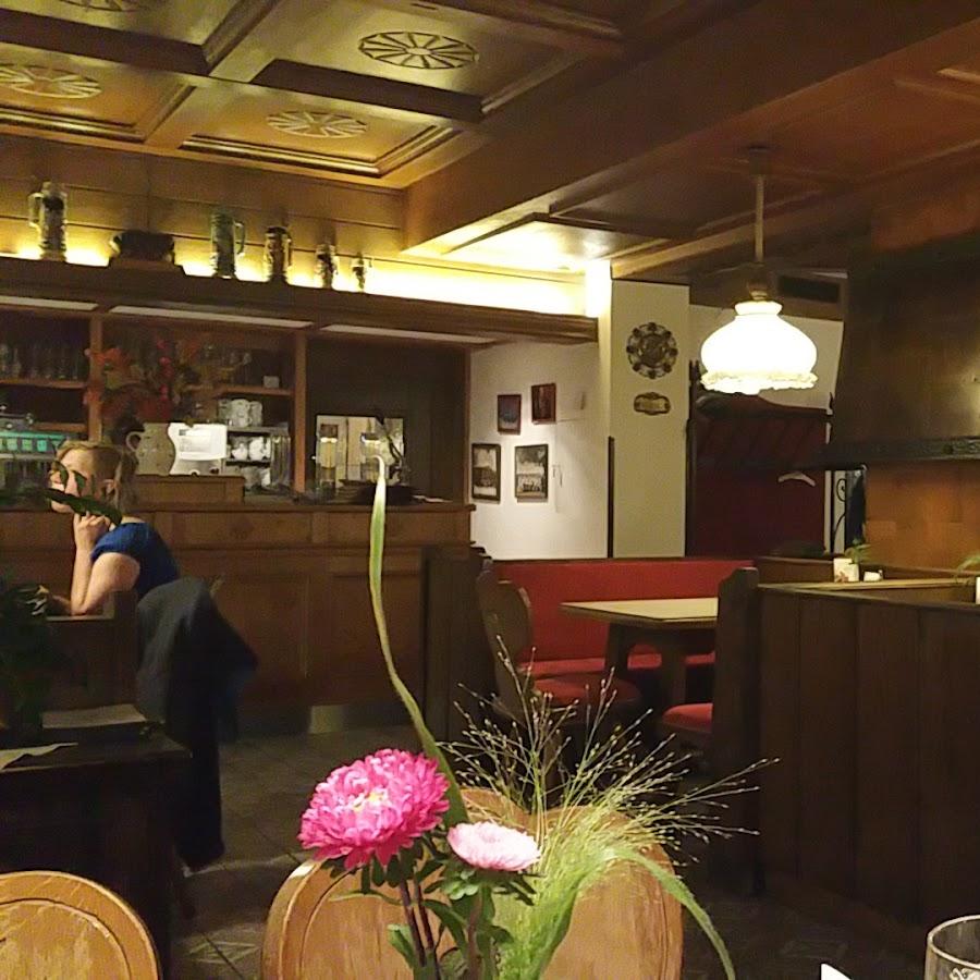 Restaurant "Gasthaus Webersdorfer in Wals bei Salzburg" in Viehhausen