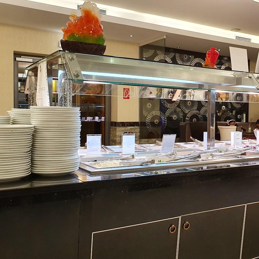 Restaurant "Golden Star Deluxe" in Biberach an der Riß