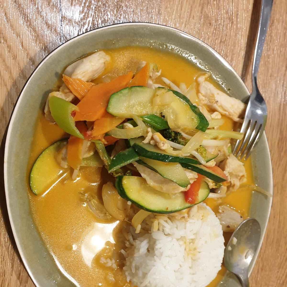 Restaurant "Gasthaus Burren" in  Riß