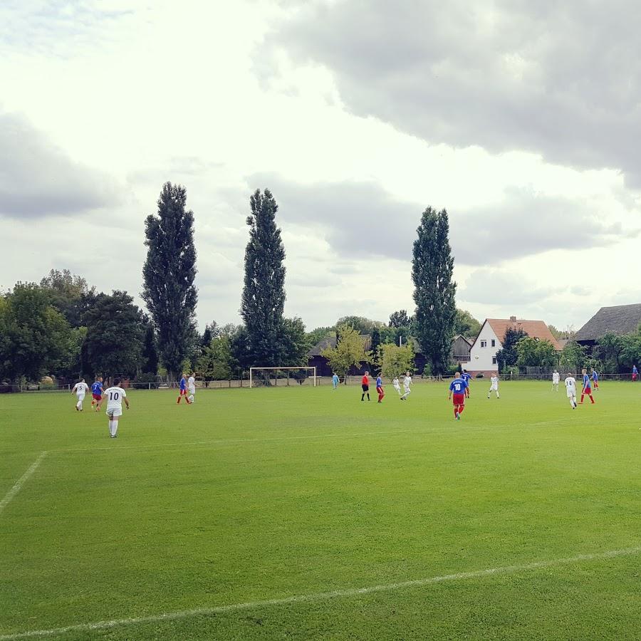 Restaurant "Eiscafé Glower Eck - Holger Nowka" in  Friedland