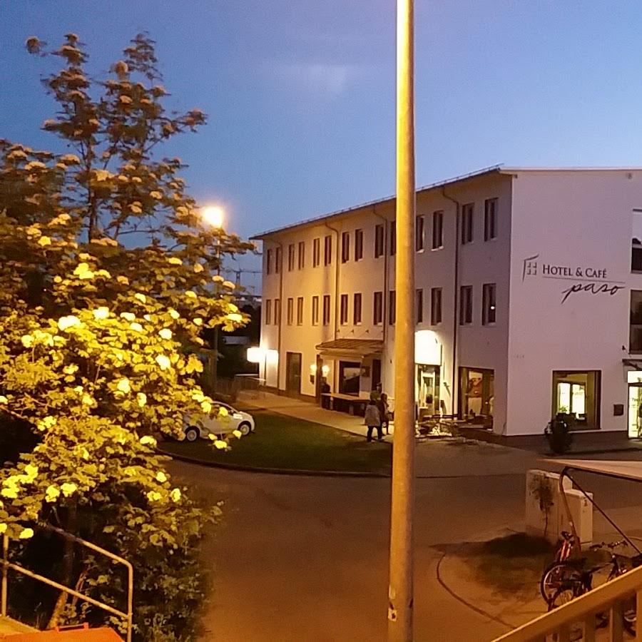 Restaurant "Hotel & Café Paso" in Vierkirchen
