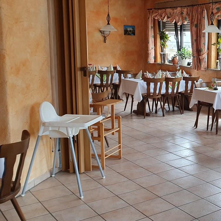 Restaurant "Schlewiesenhütte" in  Kruft