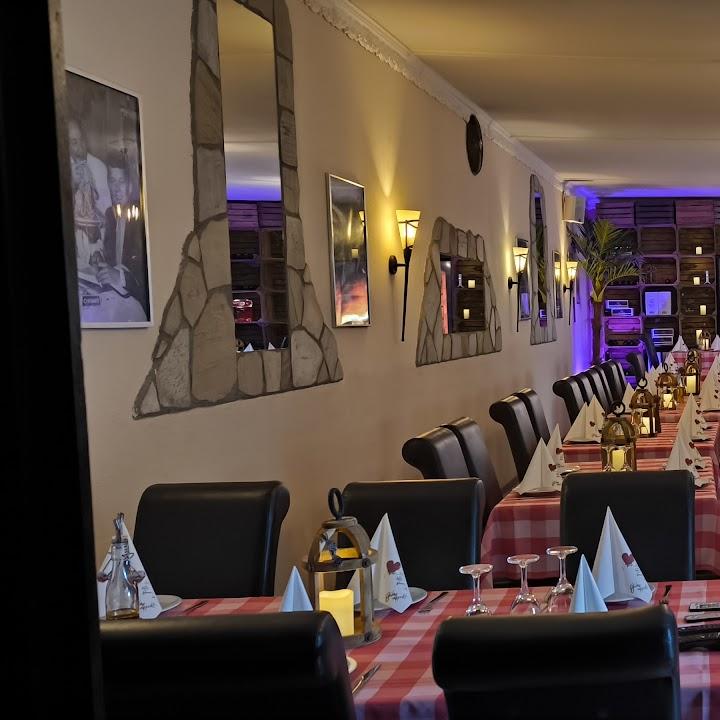 Restaurant "La Taverna da Elio () Ristorante & Pizzeria -Pizzataxi-Lieferservice frische und Qualität ist unser plus" in Goch