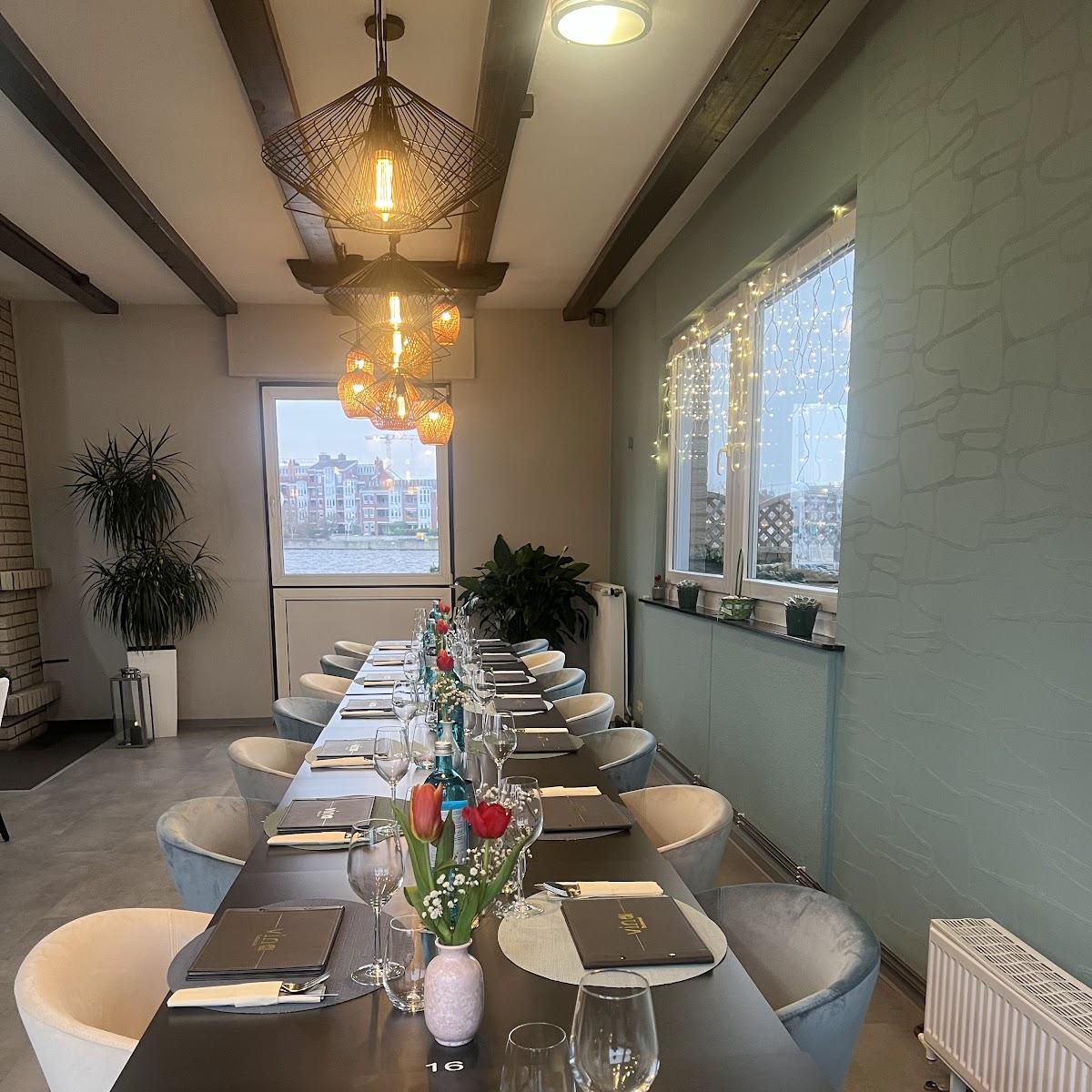 Restaurant "Vina Restaurant" in Wilhelmshaven