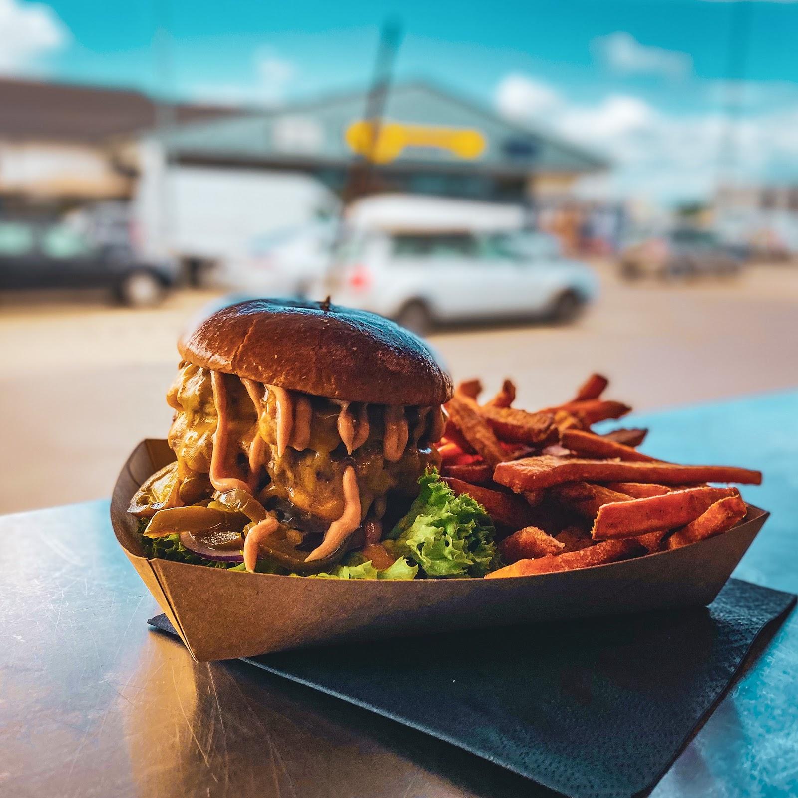 Restaurant "Häge Foodtruck Edeka Oberessendorf" in  Eberhardzell