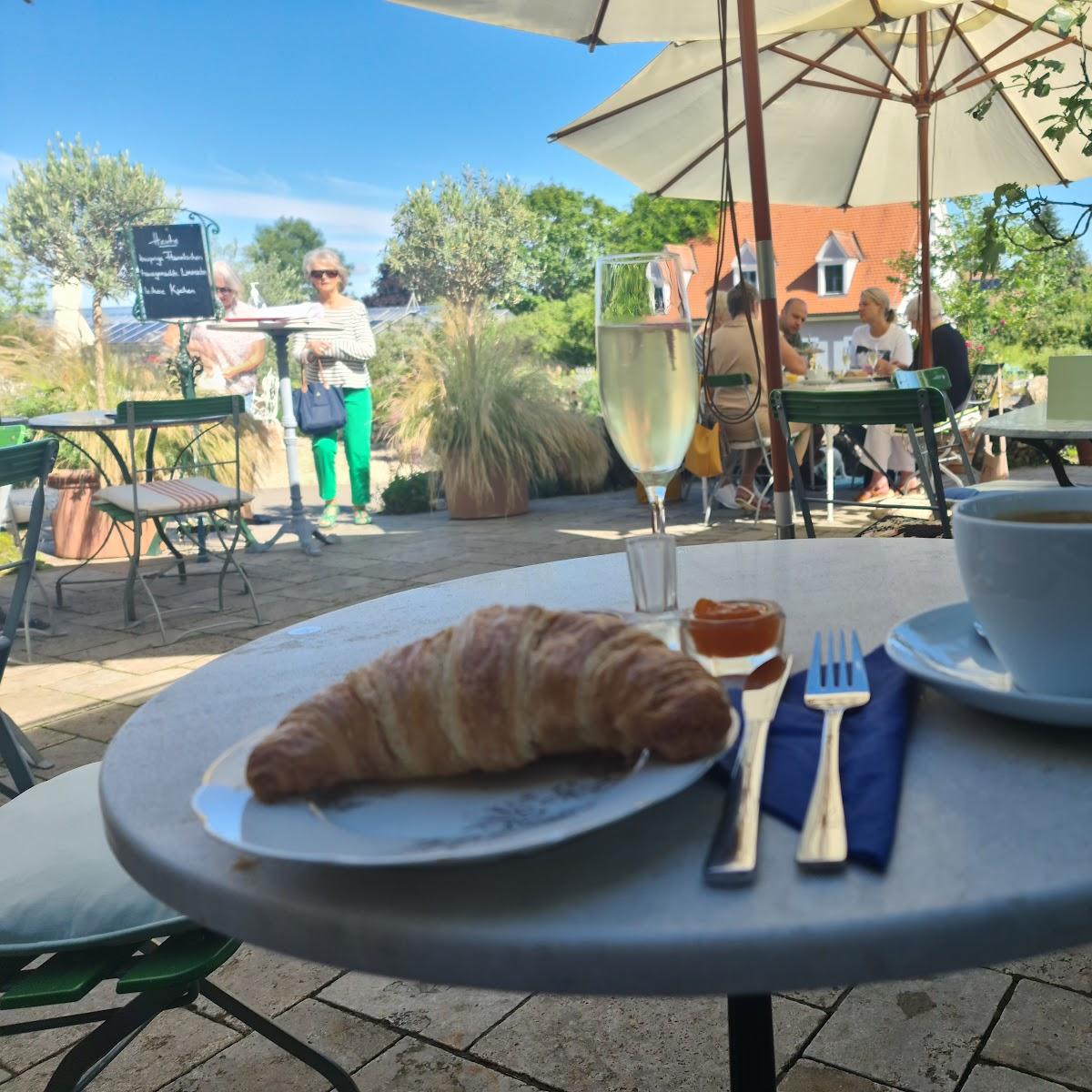 Restaurant "Augustins Gartencafé" in Effeltrich