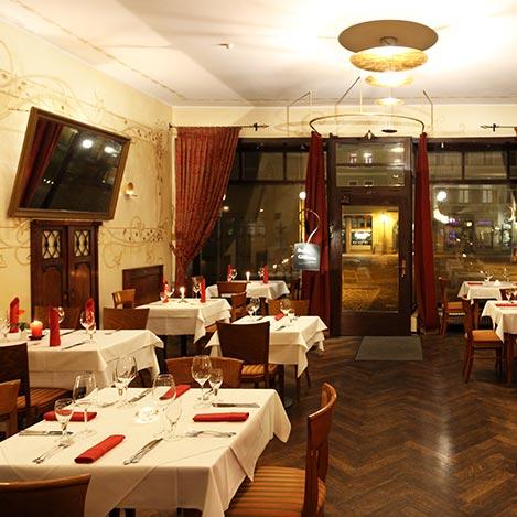 Restaurant "Orig. Thüringer Rostbratwurstgrill" in  Möckern