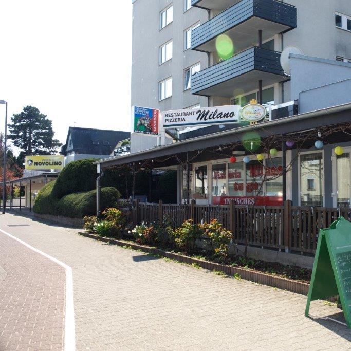 Restaurant "Strandbadgaststätte" in  Rhein