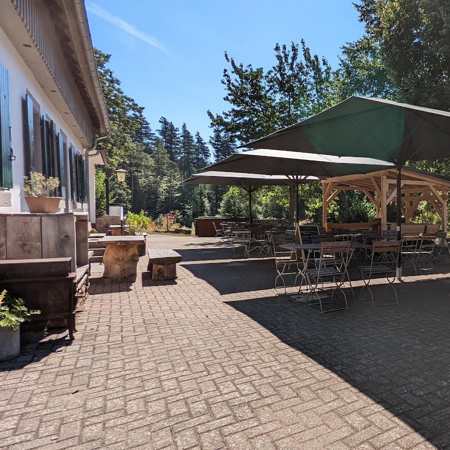 Restaurant "Forsthaus  · Schwarzer Fuchs" in Annweiler am Trifels