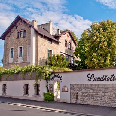 Restaurant "Landhotel und Gutsschänke Battenheimer Hof" in Verbandsgemeinde Bodenheim