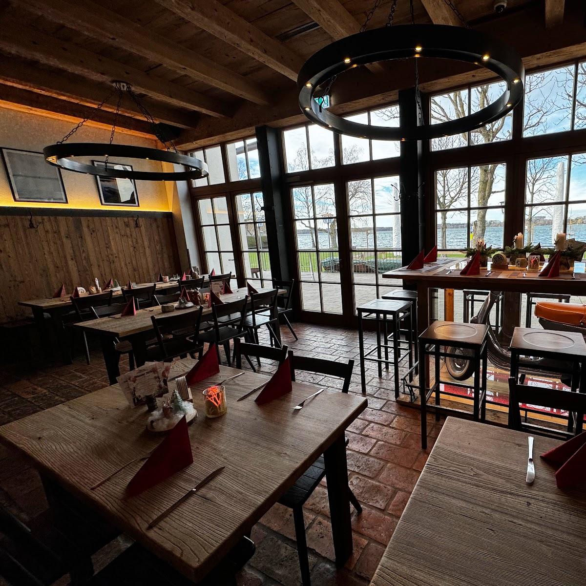 Restaurant "Augustiner am  - Strandbad Fleischmann - Kiosk & Biergarten" in Wörthsee