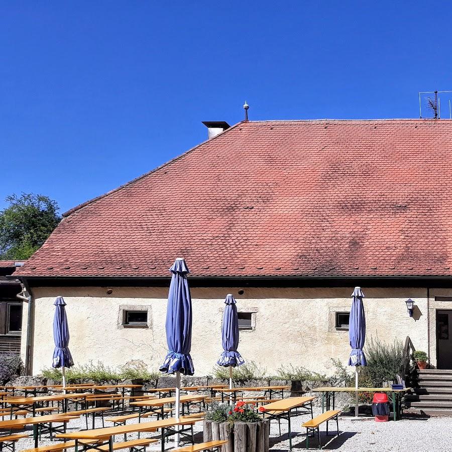 Restaurant "Gutsschenke Burg Rabenstein" in Ahorntal