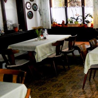 Restaurant "Gasthof Deuber- Tanzcenter Modschiedel" in  Weismain