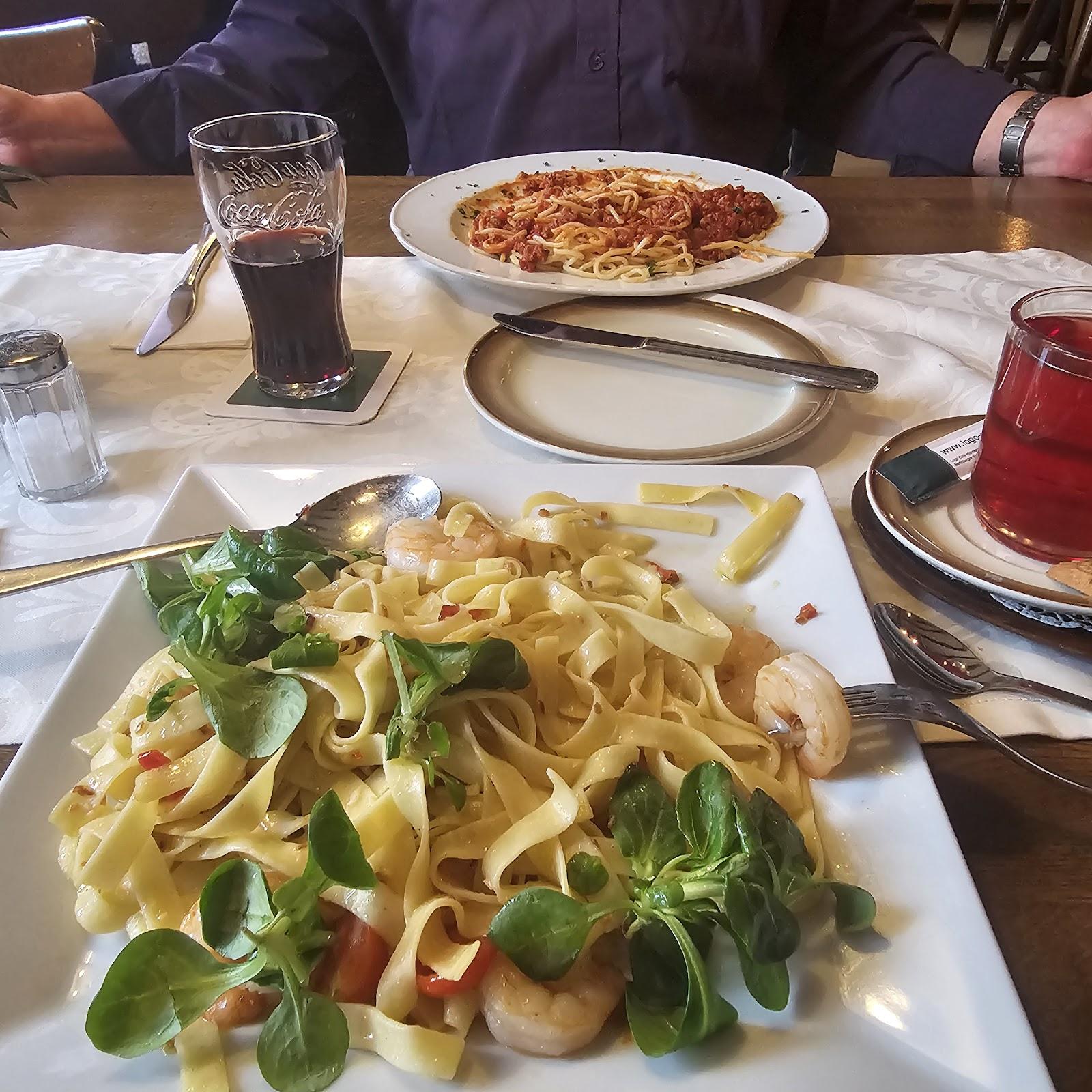 Restaurant "Speisegaststätte, Deutsches Haus , Inh. Doris Hofmann" in Hungen