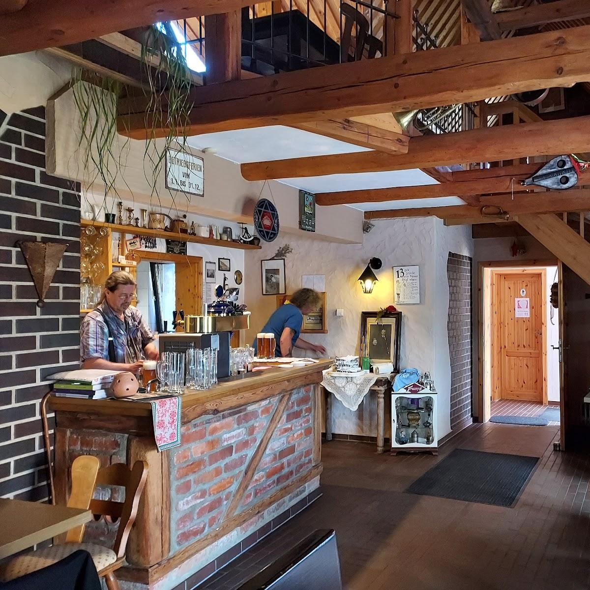 Restaurant "Zoiglstube Wolfladl" in Falkenberg