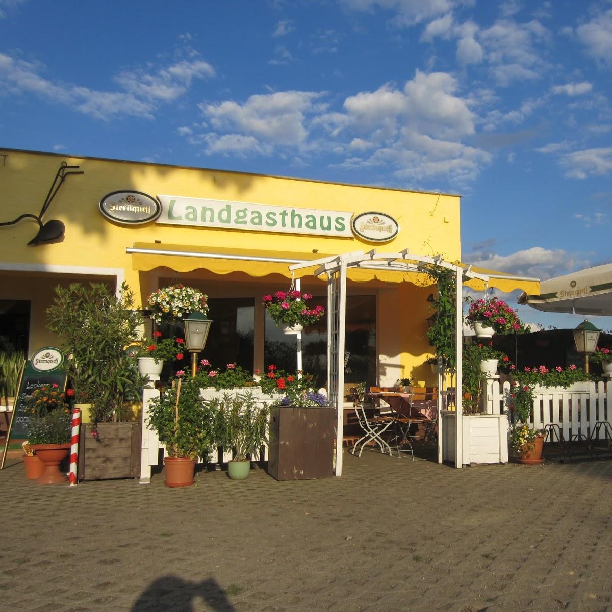 Restaurant "Landgasthaus" in Beelitz