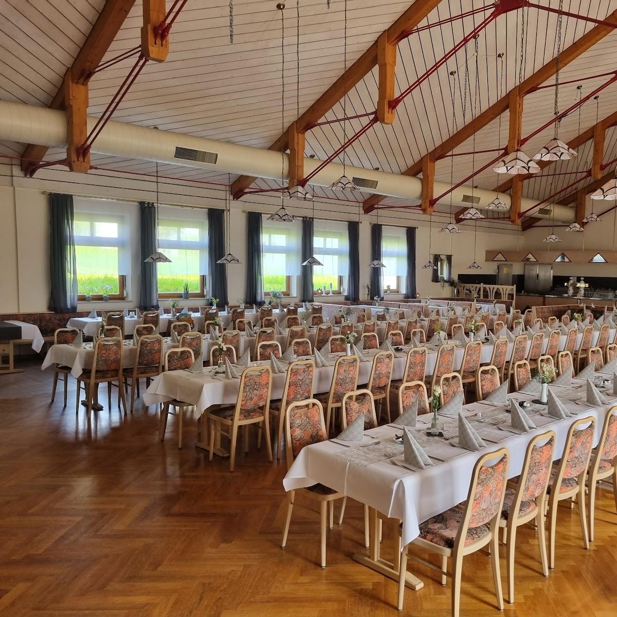 Restaurant "Gasthaus Schwarz Inh. Helga Kiefl" in Roßbach