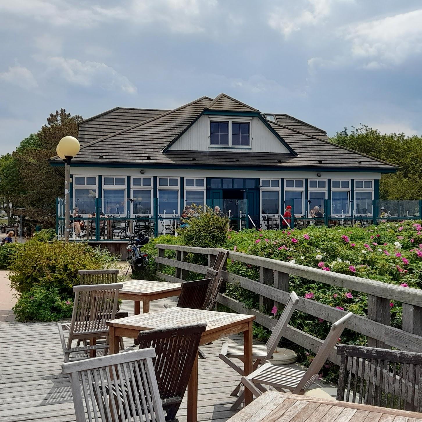 Restaurant "MARTHA‘S Ostseebad" in Wustrow