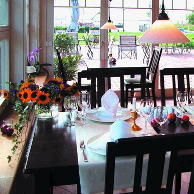 Restaurant "Restaurant & Café Walfischhaus" in Born a. Darß