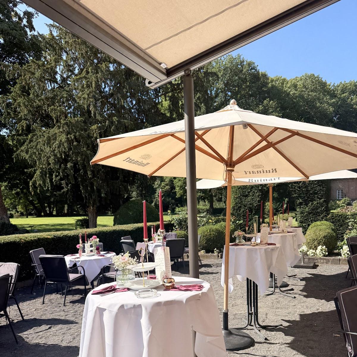 Restaurant "Schloss Loersfeld Restaurant GmbH" in Kerpen