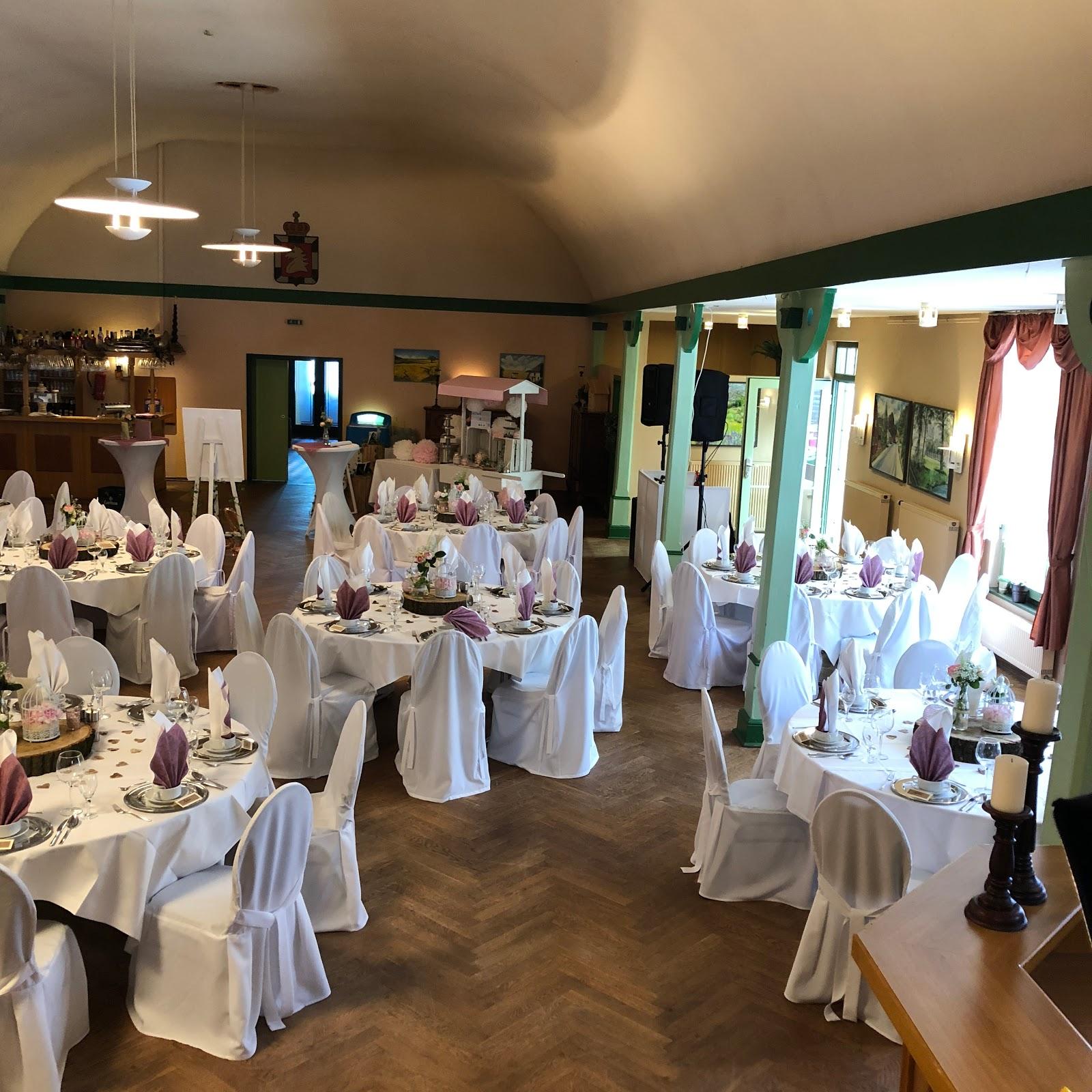 Restaurant "Lauenburger Hof" in  Sandesneben