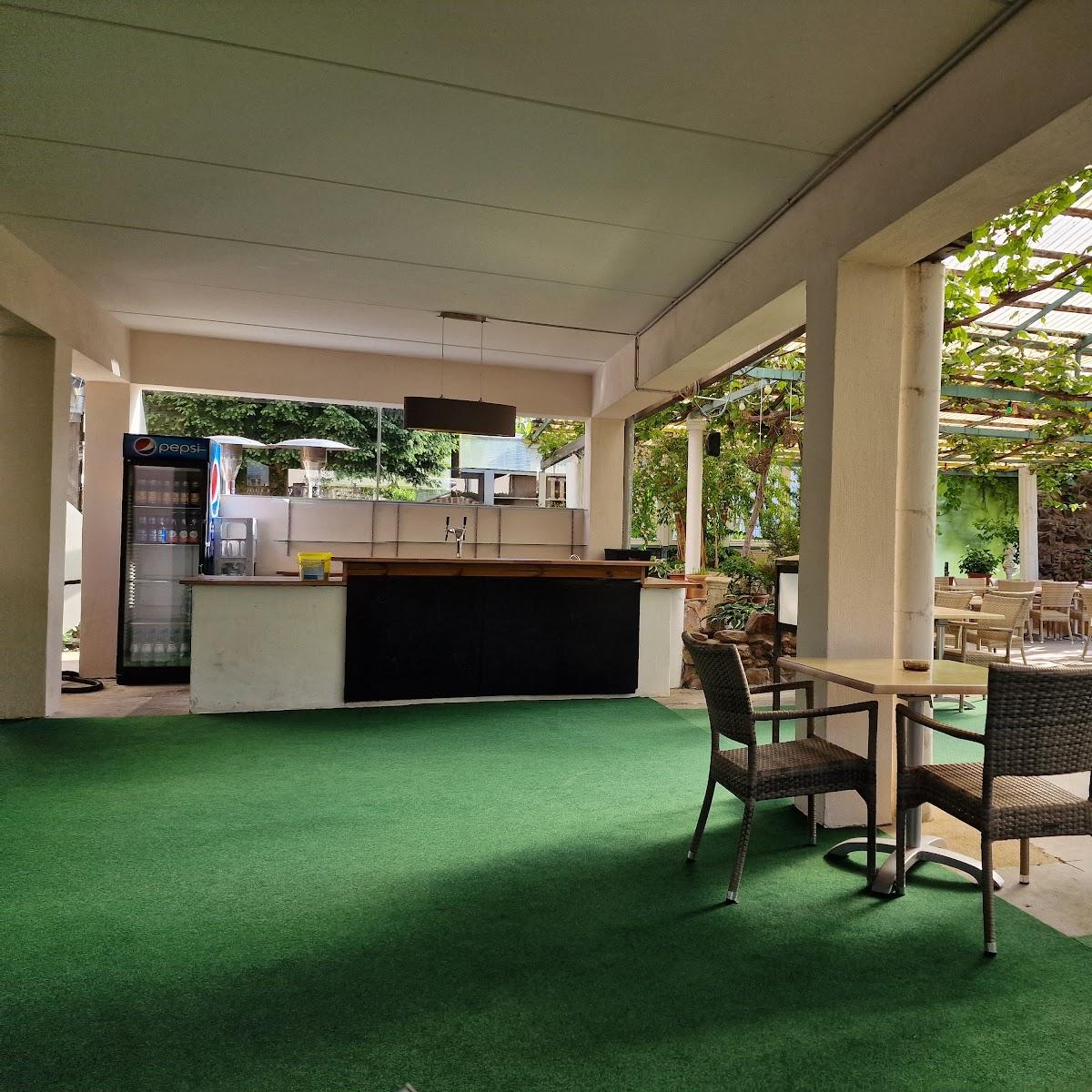 Restaurant "Taverna Tipota" in Bretzenheim