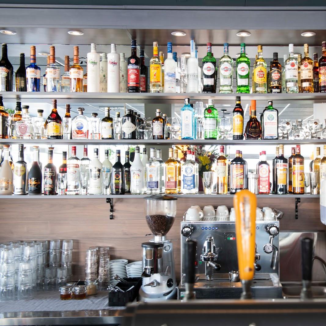 Restaurant "Valencia | Restaurant • Tapas • Cocktailbar" in Neu-Isenburg