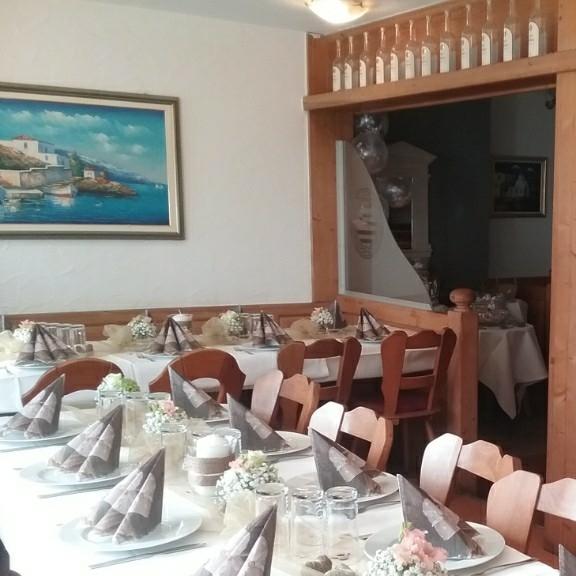 Restaurant "Taverna Anna" in Neckartenzlingen