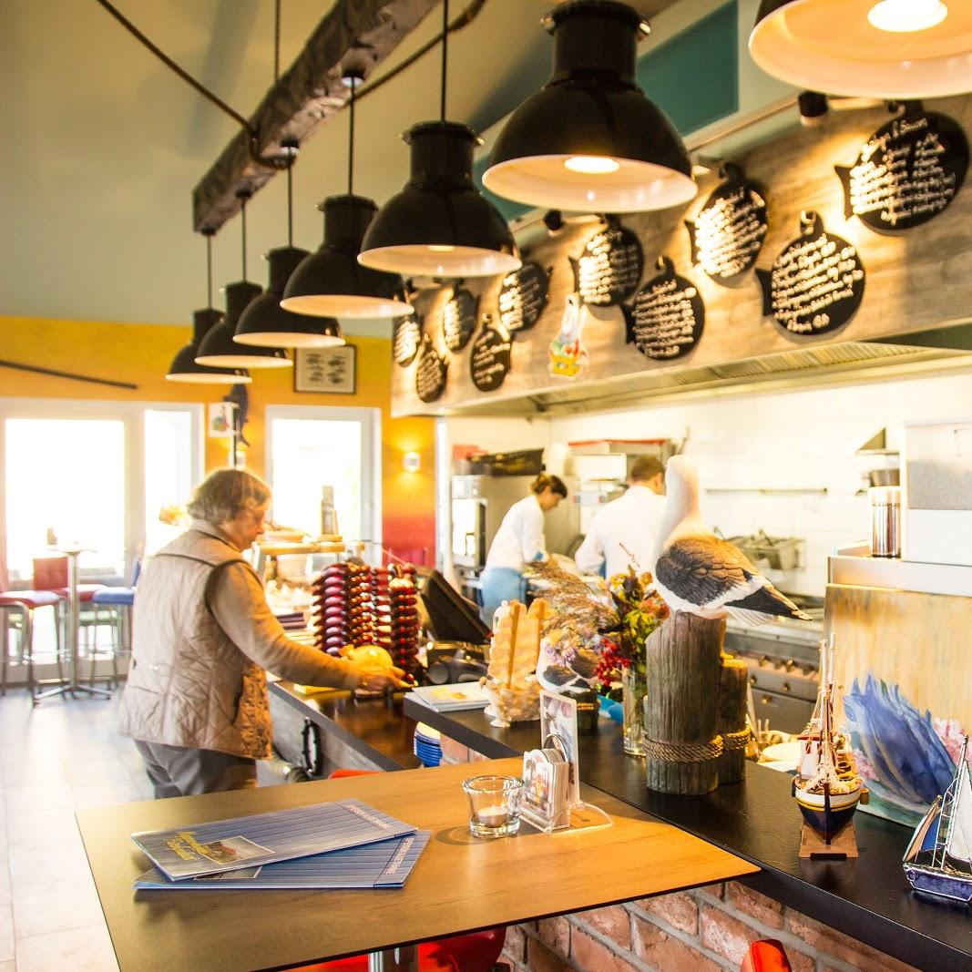 Restaurant "Nepperminer Fischpalast" in Benz