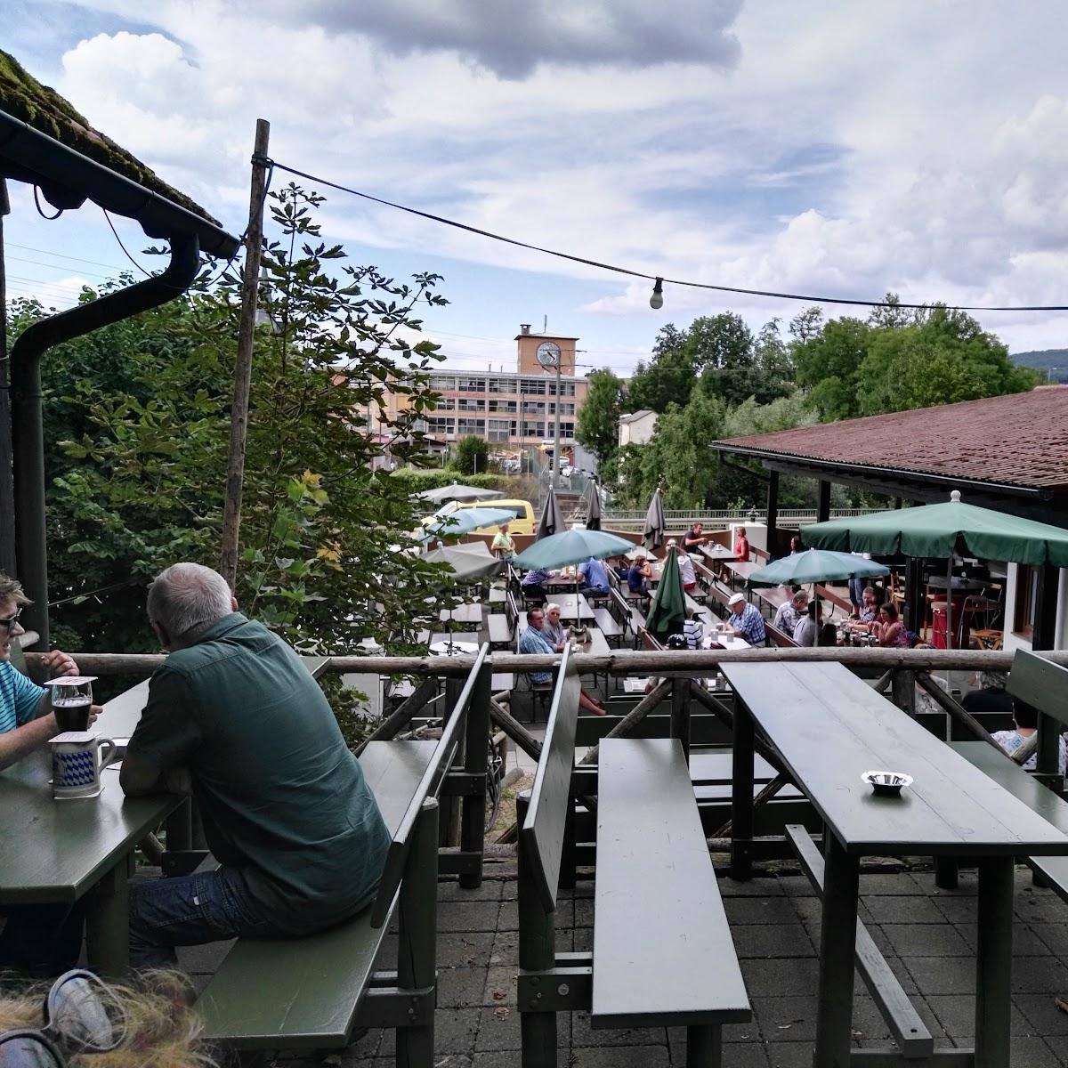 Restaurant "Löwenbräukeller" in Buttenheim