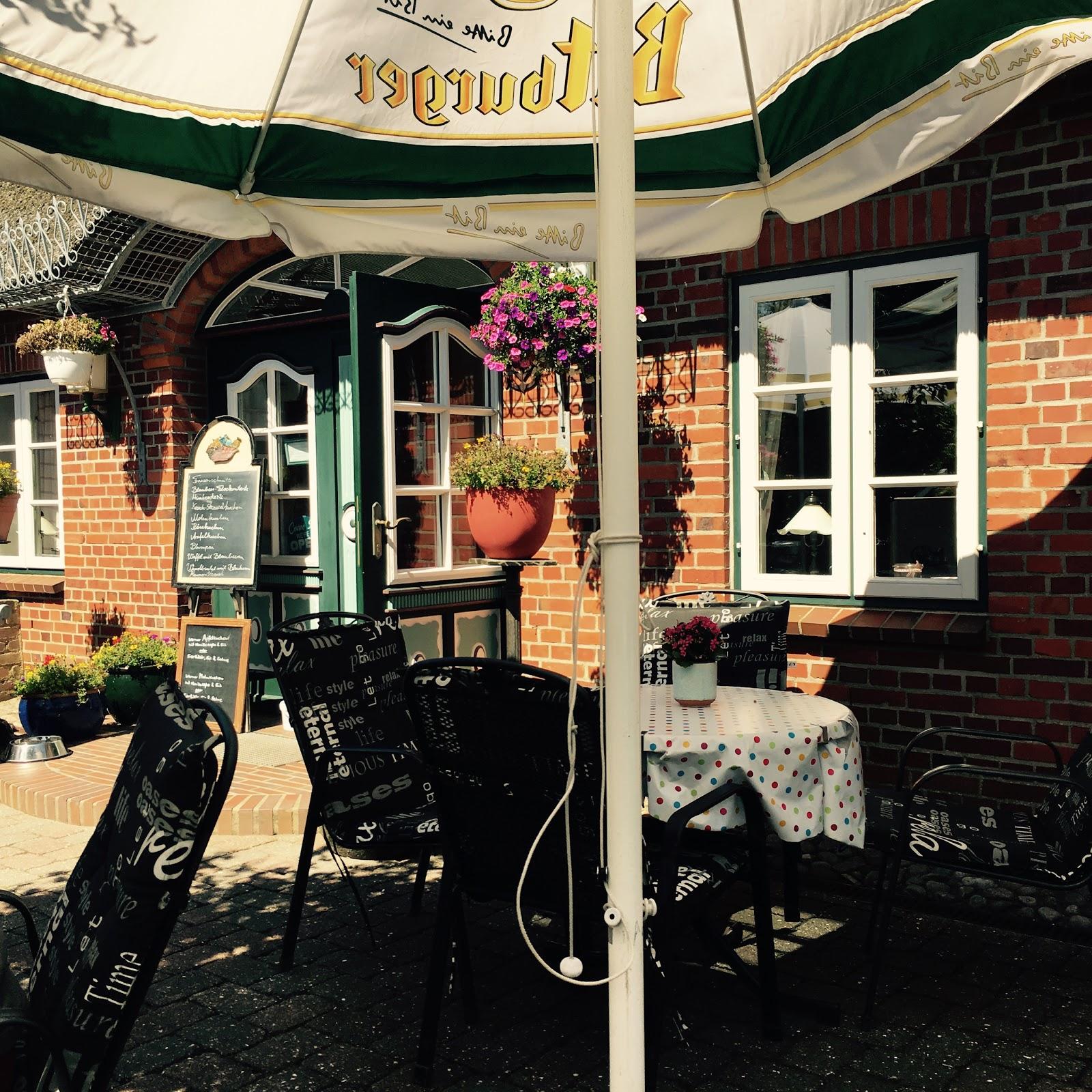 Restaurant "Ual Skinne" in  Utersum