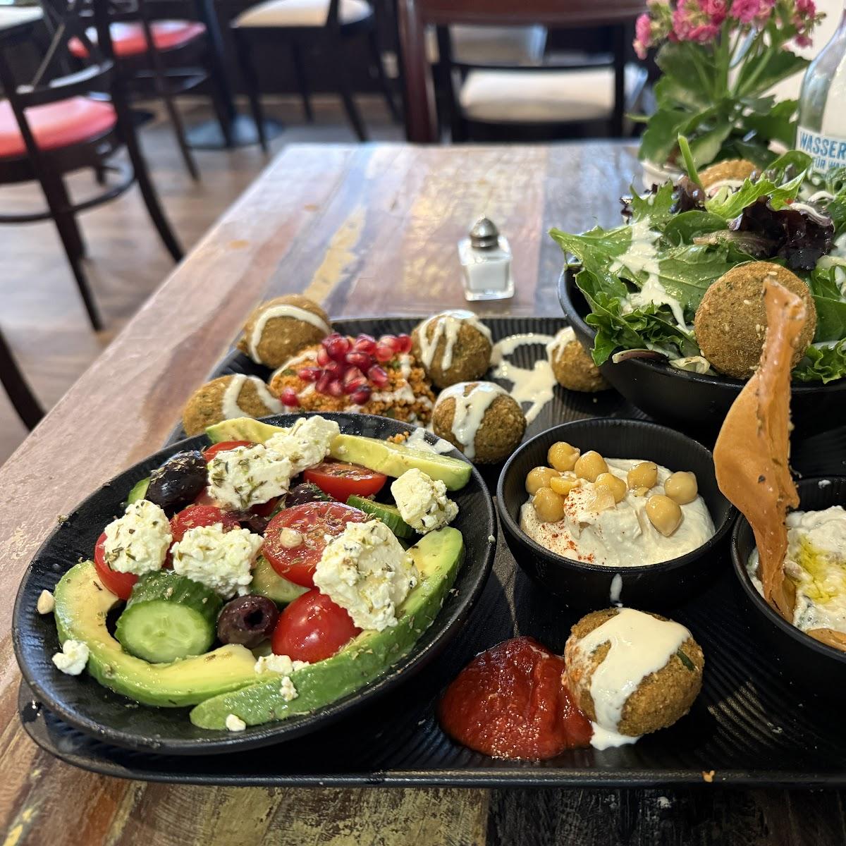 Restaurant "Falafelerie Esslingen • Vegetarisch • Vegan • Lecker" in Esslingen am Neckar