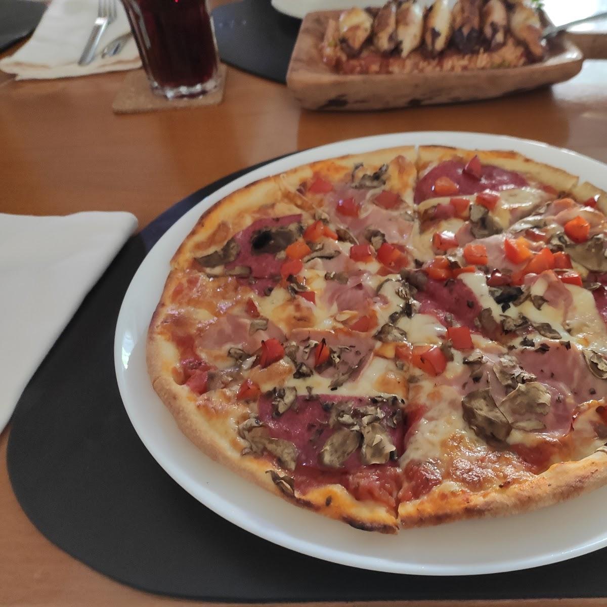 Restaurant "Mali Pizzahaus" in  Laaber