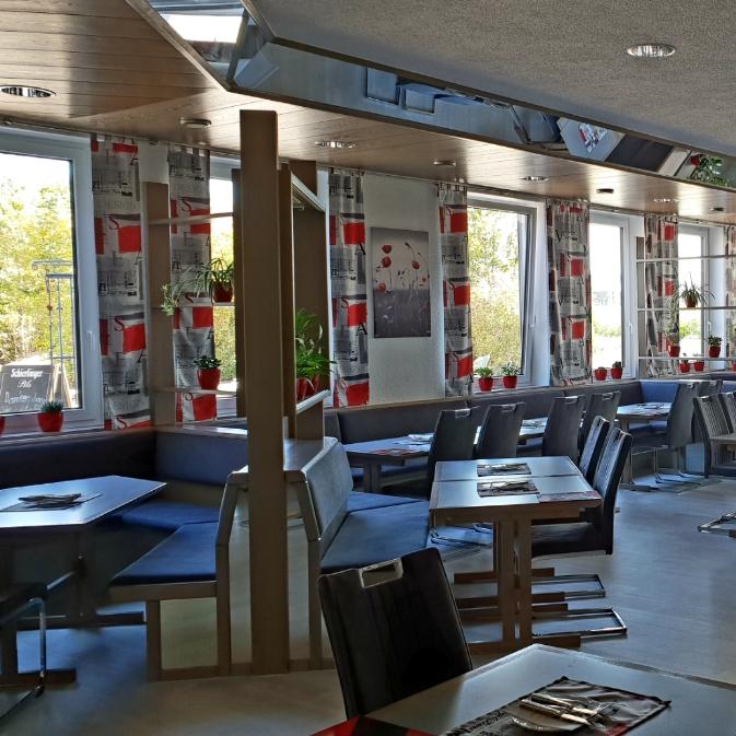 Restaurant "Nemsdorfer Hofgarten" in  Rohr