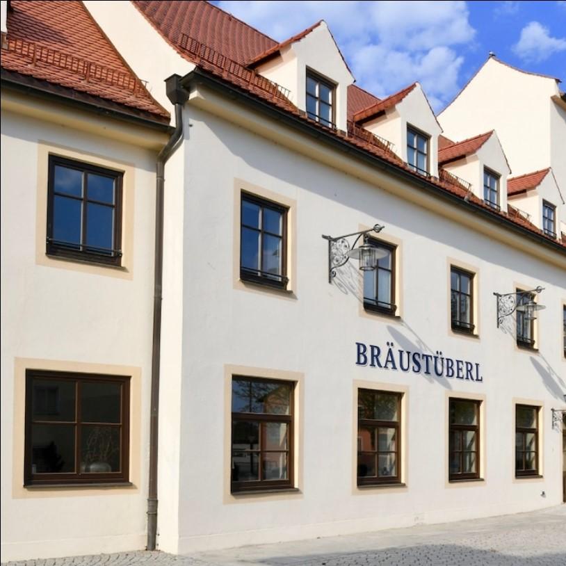 Restaurant "Hotel er Bräustüberl" in Schierling