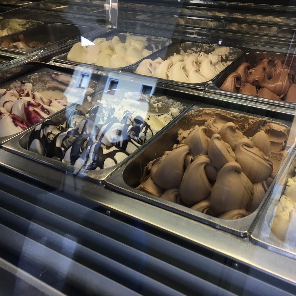 Restaurant "Fritz Hofherr Gaststätte" in  Regenstauf