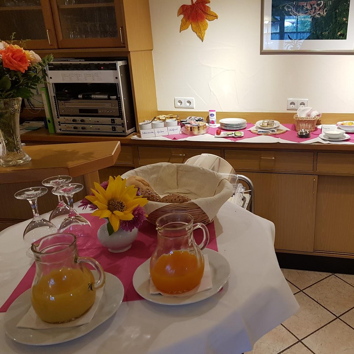 Restaurant "Landgasthof Morgenthum" in Dörfles-Esbach