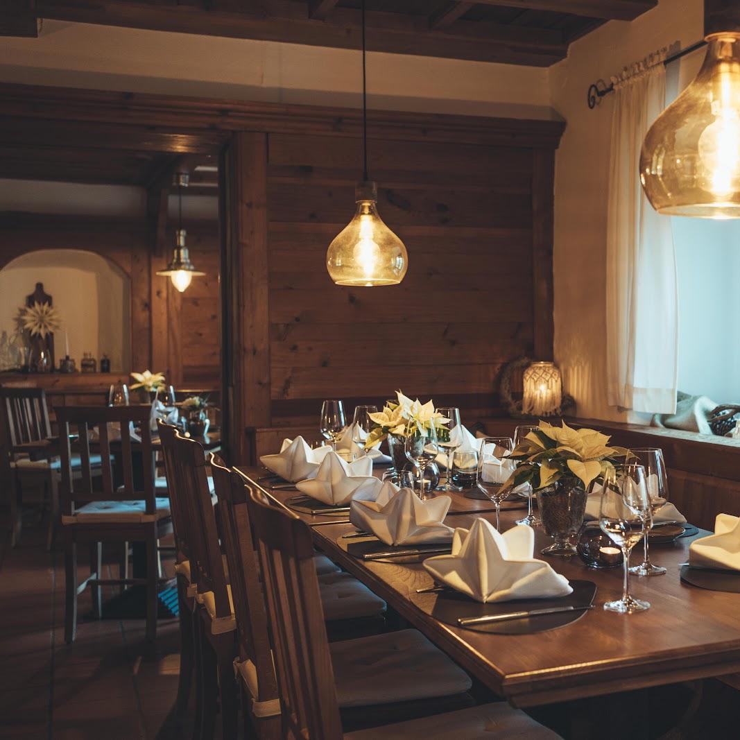 Restaurant "Schlosswirtschaft Heitzenhofen" in Duggendorf