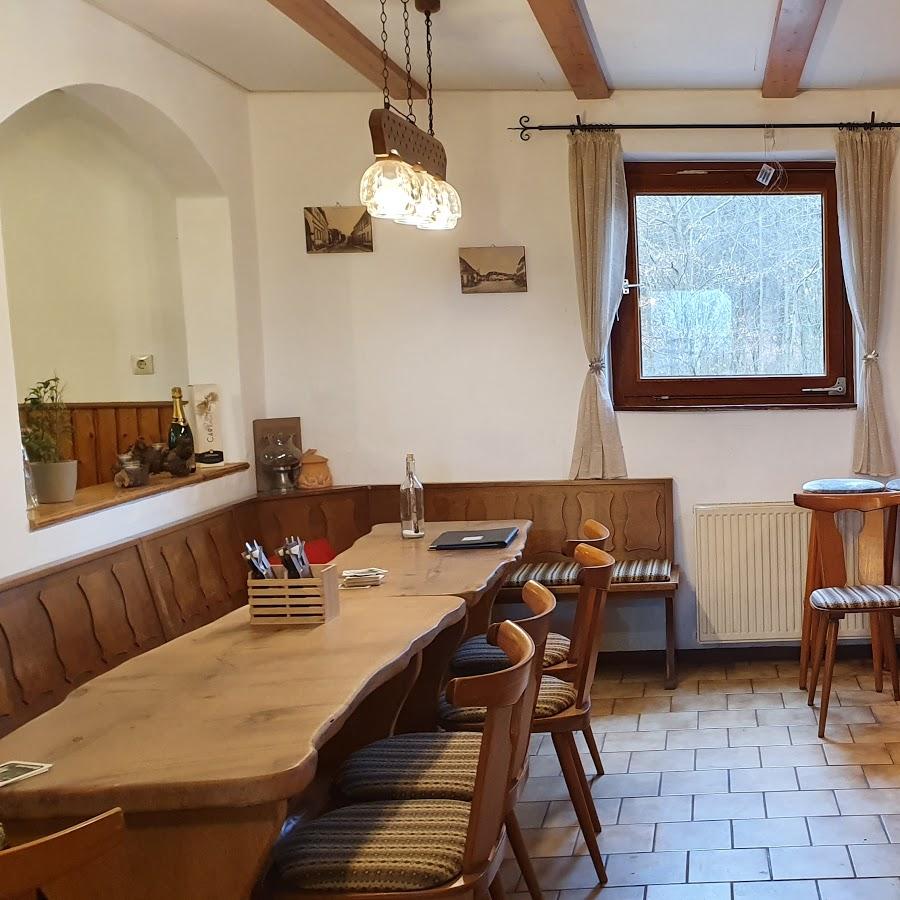 Restaurant "Igelborner Hütte" in  Winnweiler