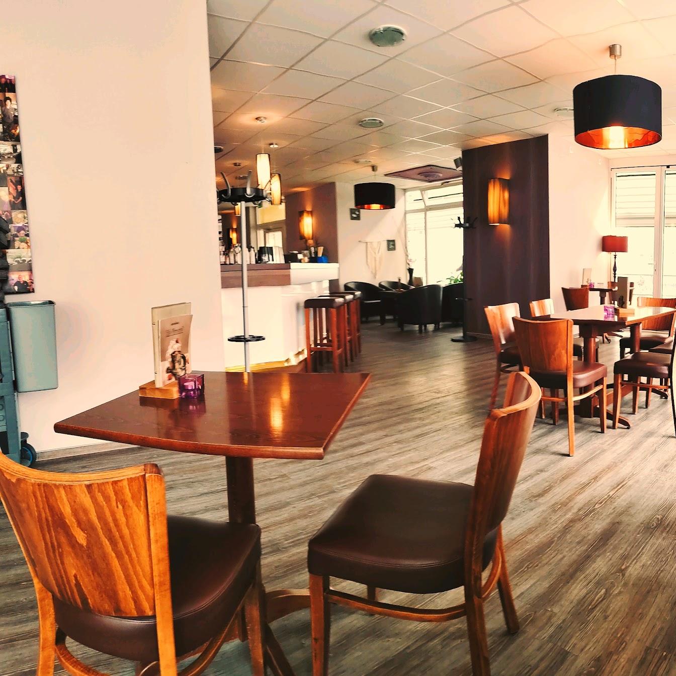 Restaurant "PURPUR Café & Bar" in Rathenow