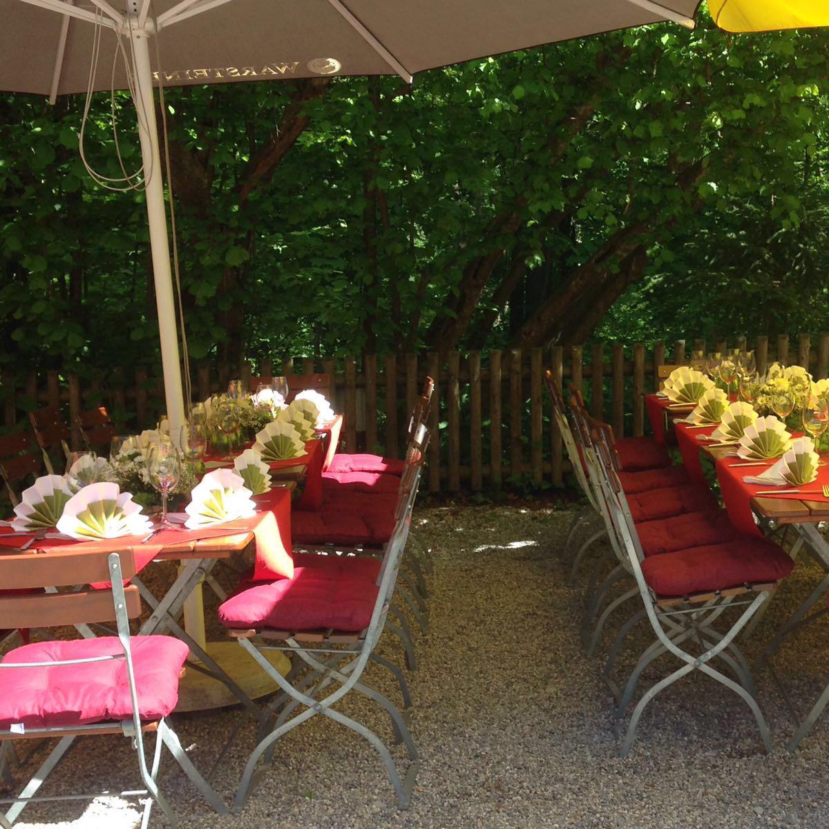 Restaurant "Waldwirtschaft Sandau" in  Lech