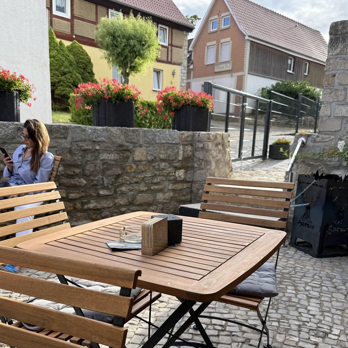 Restaurant "Dorfkrug Wedderstedt" in Selke-Aue