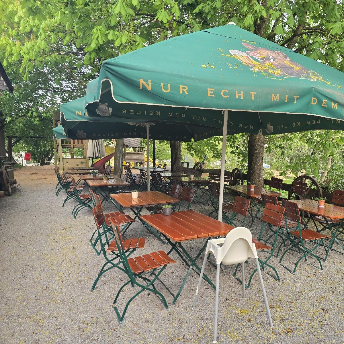 Restaurant "Gasthaus „Zum Hühnernest“" in Dittelbrunn